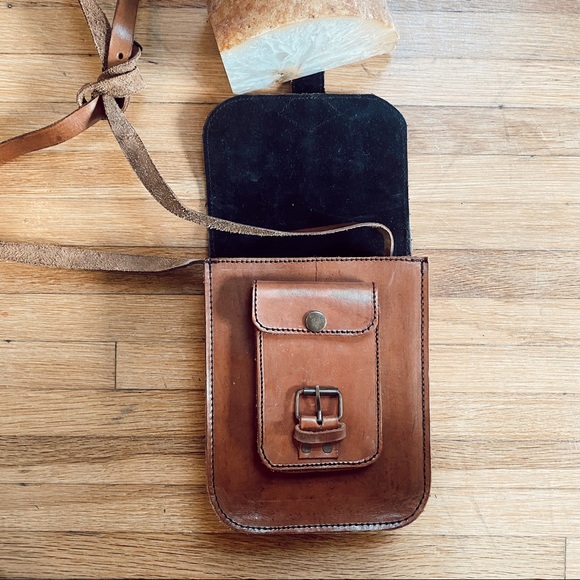 HANDMADE PERUVIAN leather satchel - Picture 6 of 10